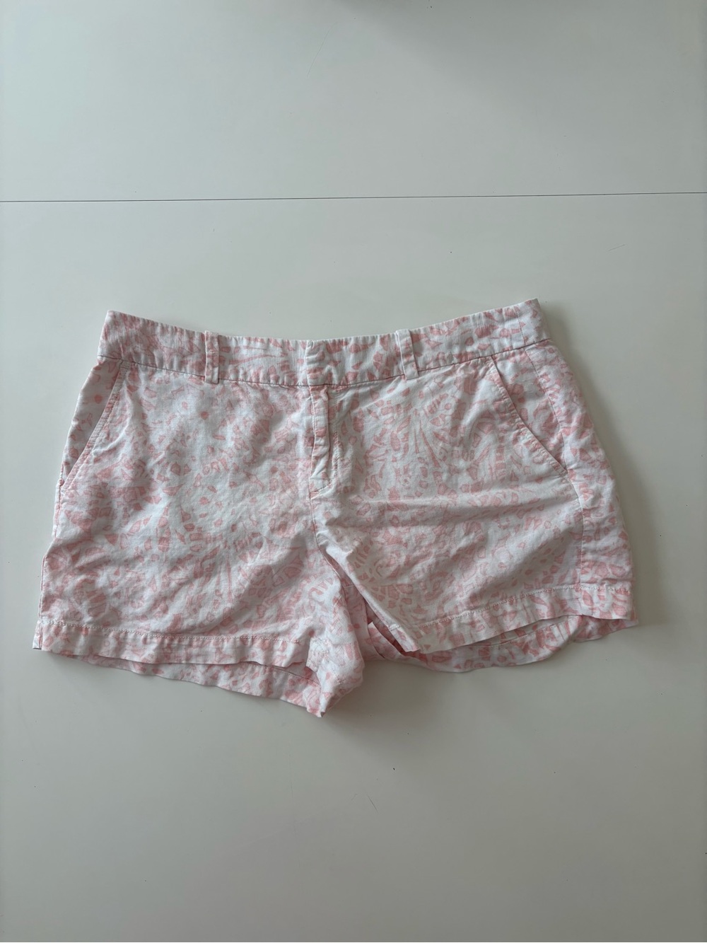 Ann Taylor Loft linen blend shorts white and pink pattern size 8